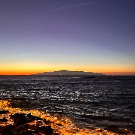 Holiday home Tenerife365 Ac Sunset Ocean Mountain View
