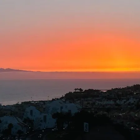 度假居 Sunset Ocean Mountain View Tenerife365 阿德耶